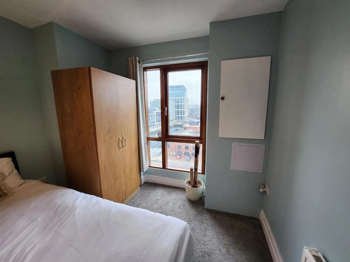בלפסט City Views Apartment